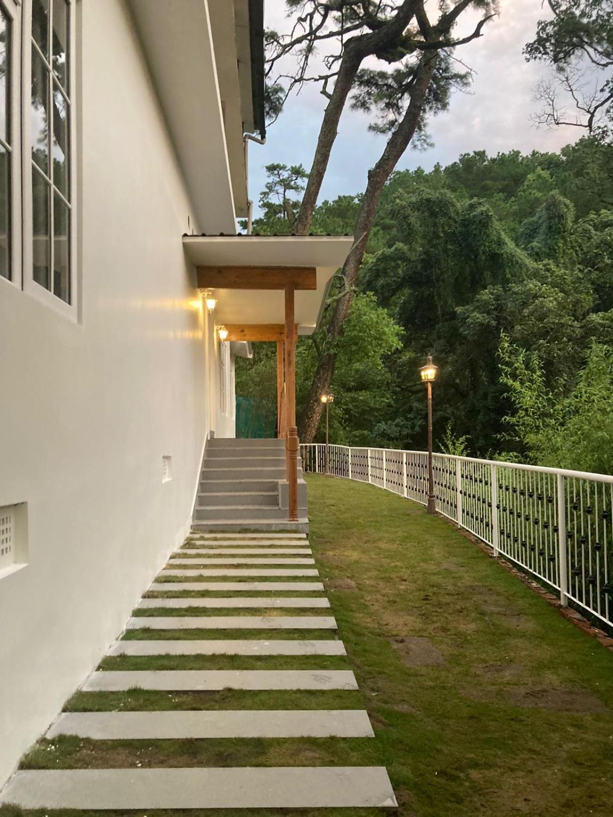 The Heritage Club - Tripura Castle Hotel And Spa Shillong Esterno foto