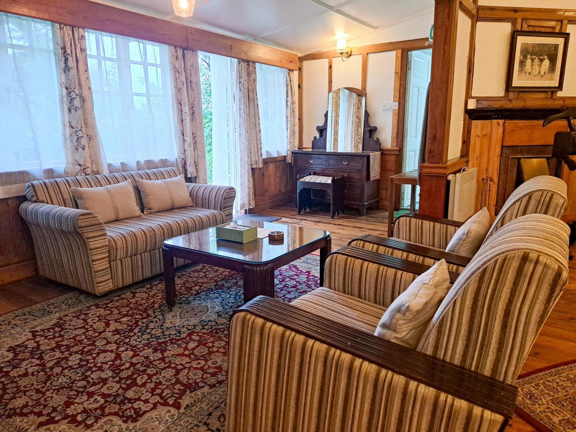 The Heritage Club - Tripura Castle Hotel And Spa Shillong Esterno foto