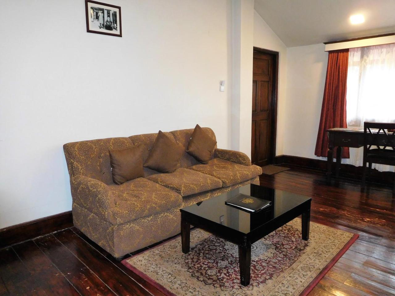 The Heritage Club - Tripura Castle Hotel And Spa Shillong Esterno foto