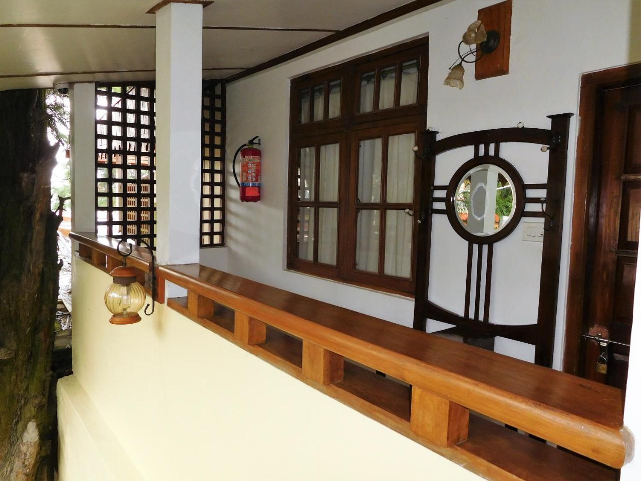 The Heritage Club - Tripura Castle Hotel And Spa Shillong Esterno foto